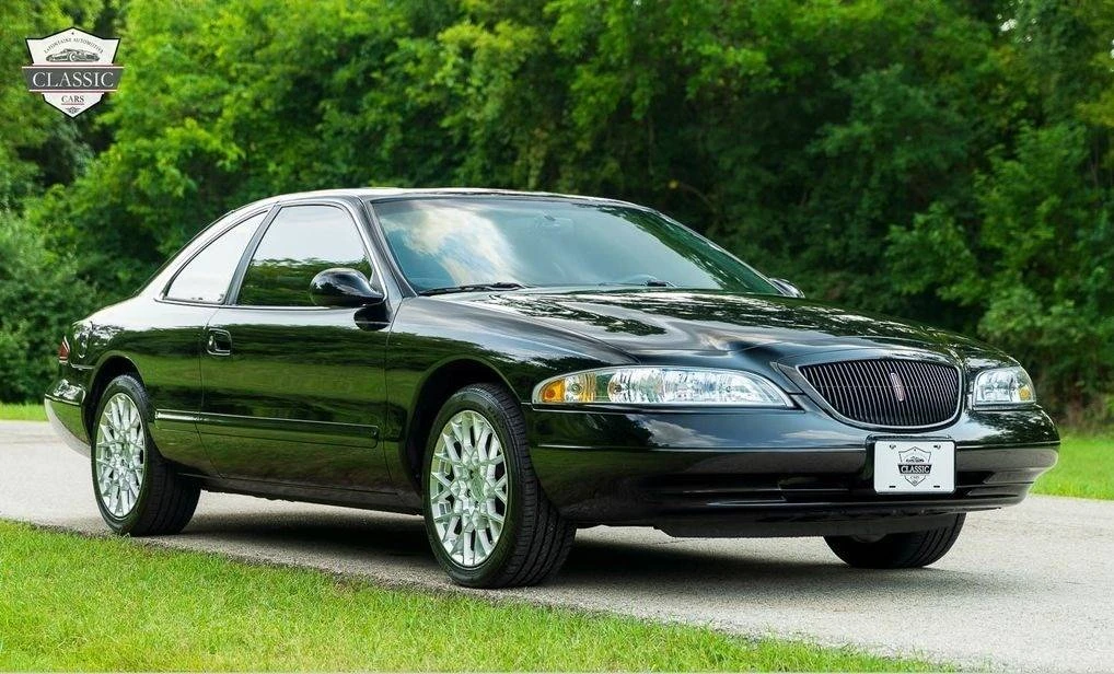 1997 Lincoln Continental Mark VIII - Image 2 of 31