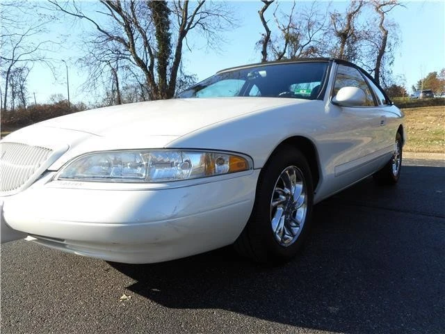 1997 Lincoln Continental Mark VIII - Image 10 of 12