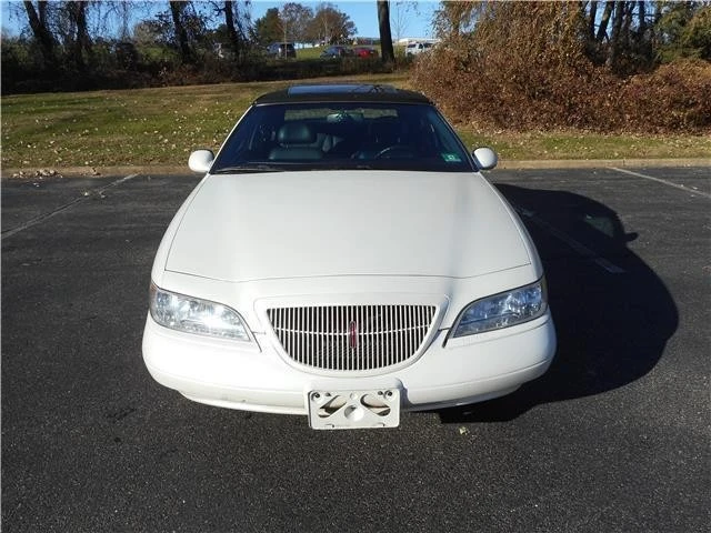 1997 Lincoln Continental Mark VIII - Image 11 of 12