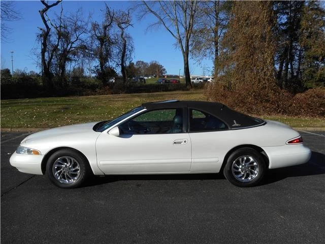 1997 Lincoln Continental Mark VIII - Image 8 of 12