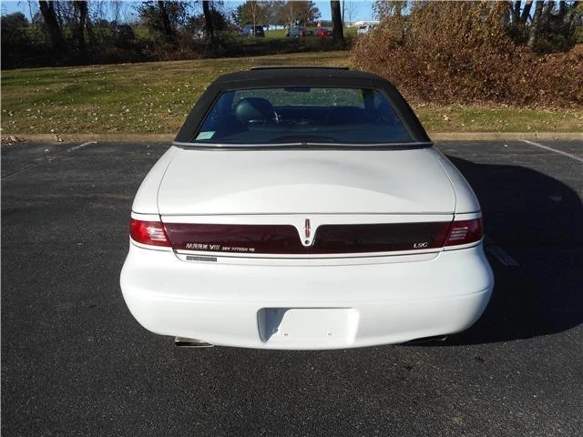 1997 Lincoln Continental Mark VIII - Image 5 of 12