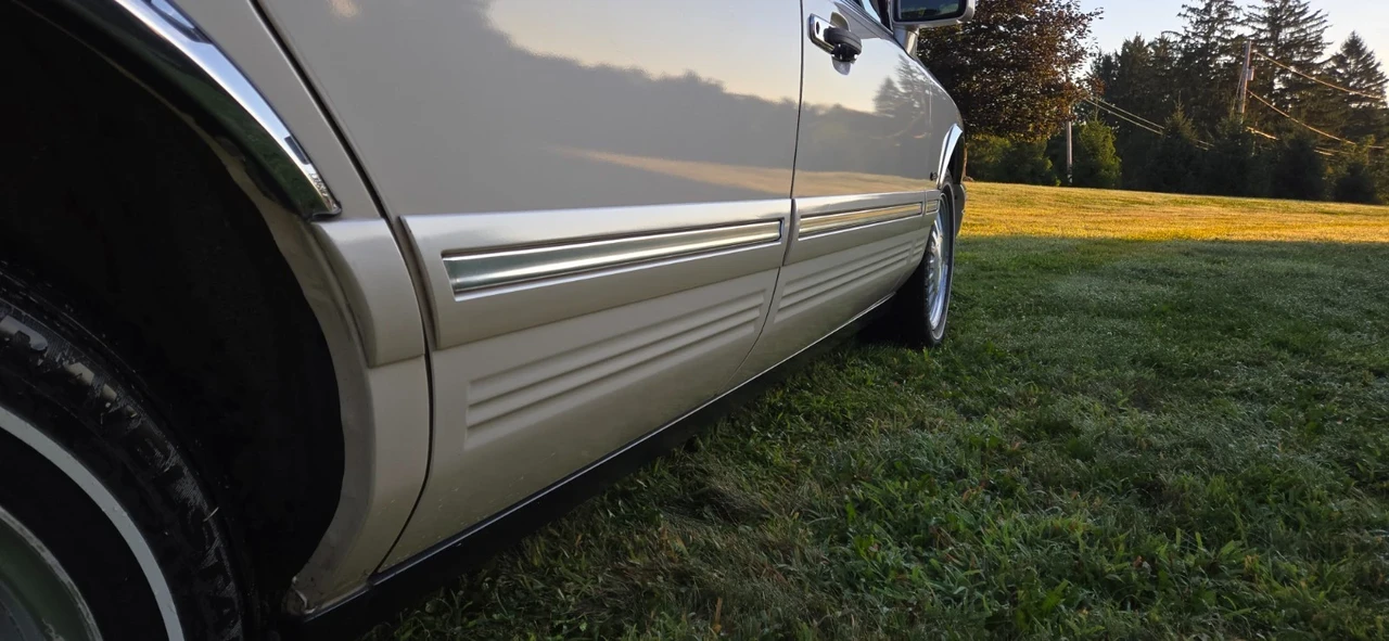 1997 Lincoln Town Car - Image 15 of 21