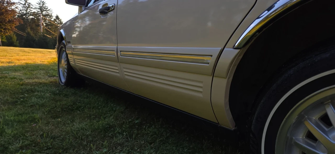 1997 Lincoln Town Car - Image 11 of 21