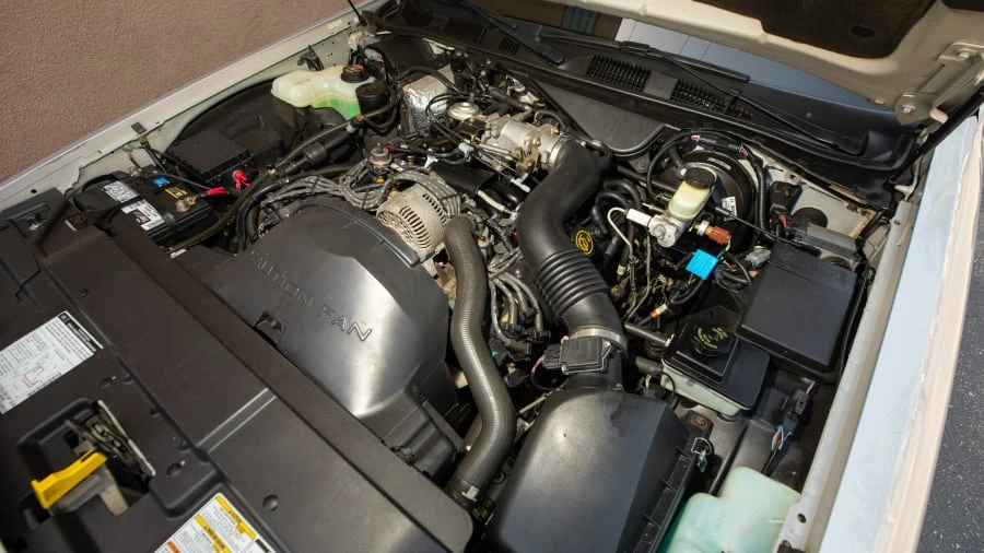1997 Lincoln Town Car - Image 6 of 28
