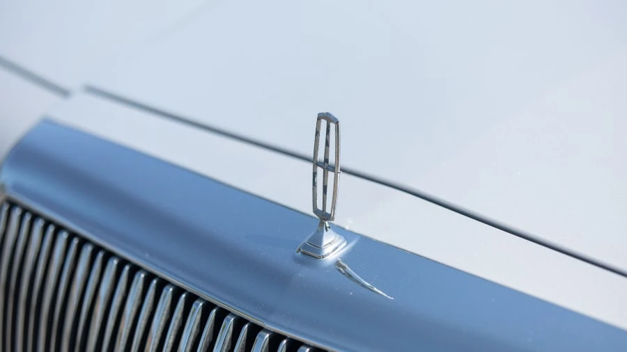 1997 Lincoln Town Car - Image 23 of 28
