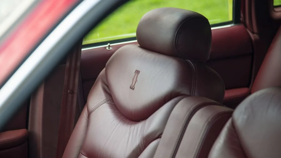 1997 Lincoln Town Car - Image 10 of 12