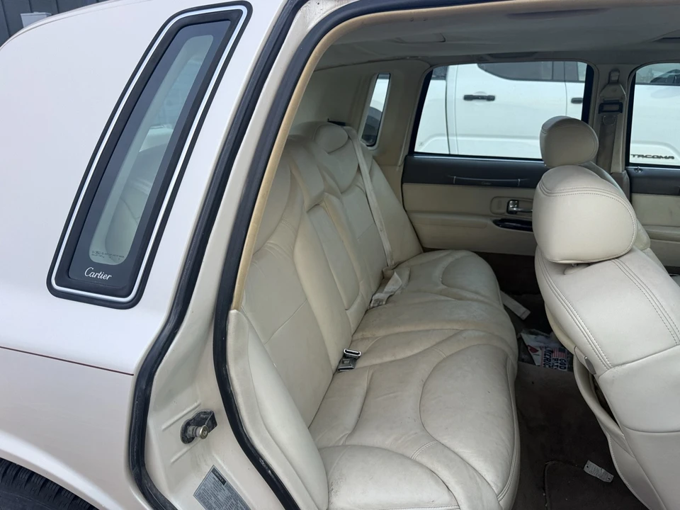 1997 Lincoln Town Car - Image 7 of 9