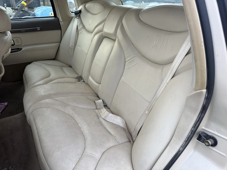 1997 Lincoln Town Car - Image 6 of 9