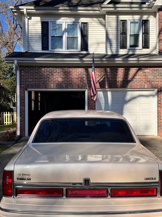1997 Lincoln Town Car - Image 7 of 21