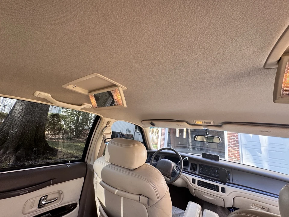 1997 Lincoln Town Car - Image 11 of 21