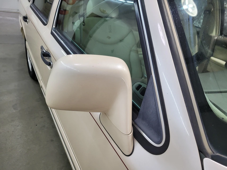 1997 Lincoln Town Car - Image 29 of 31
