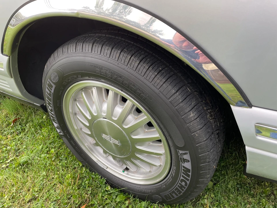 1997 Lincoln Town Car - Image 31 of 31