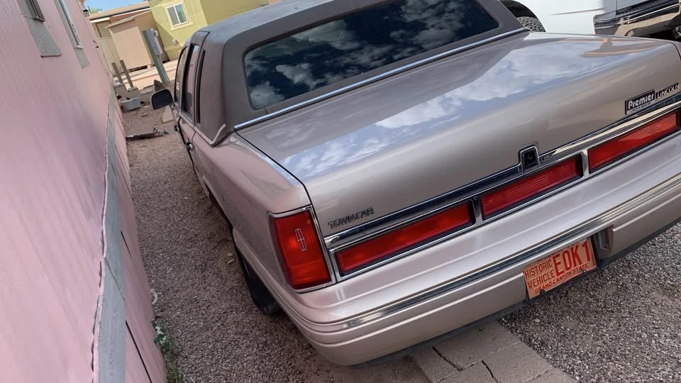 1997 Lincoln Town Car - Image 3 of 3