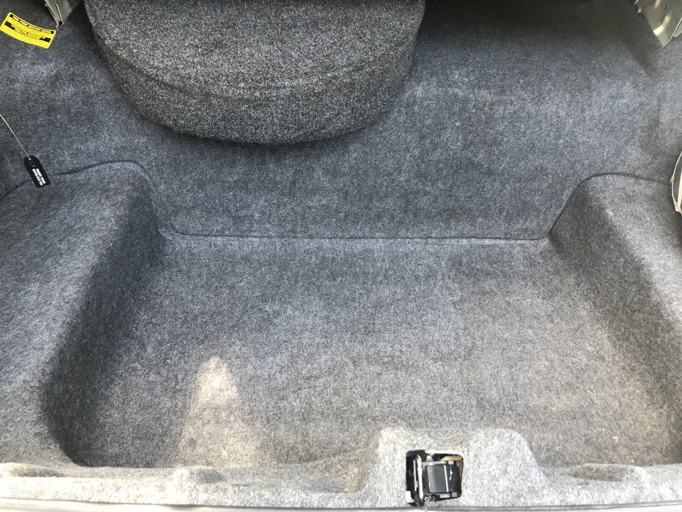 1997 Lincoln Town Car - Image 5 of 10