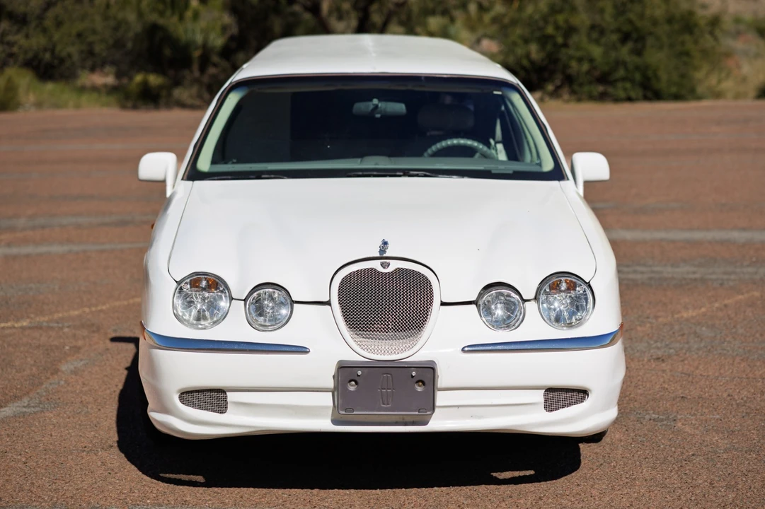 1997 Lincoln Town Car - Image 5 of 21