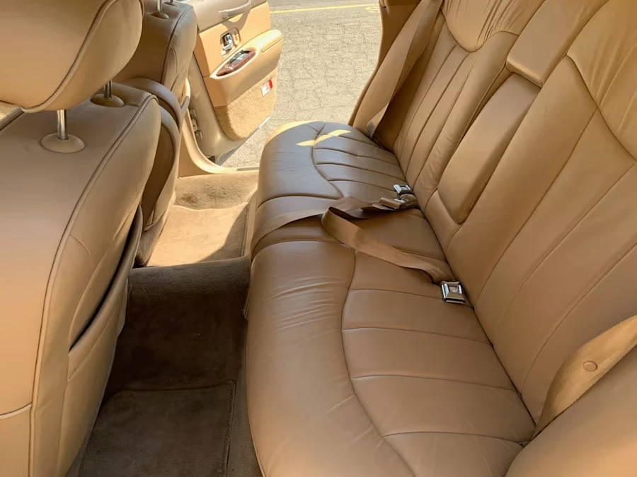 1997 Lincoln Town Car - Image 20 of 31