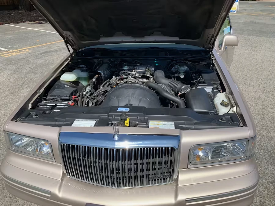 1997 Lincoln Town Car - Image 31 of 31