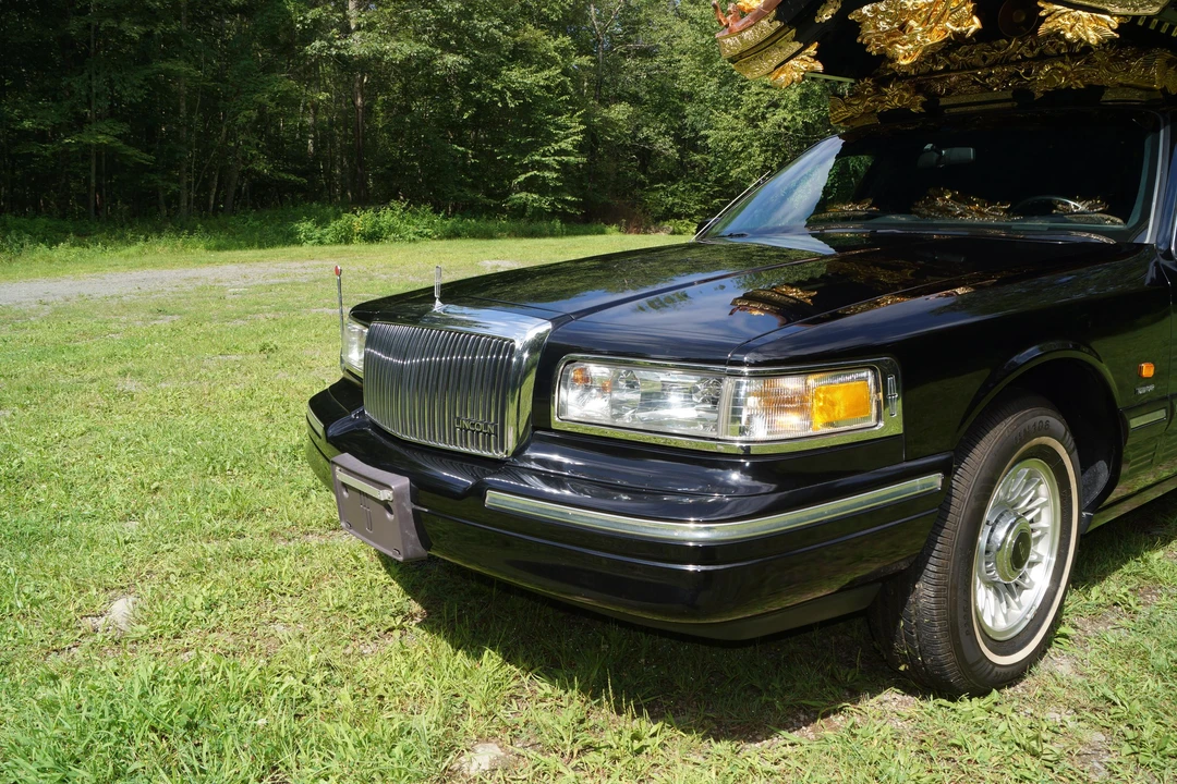 1997 Lincoln Town Car - Image 30 of 31