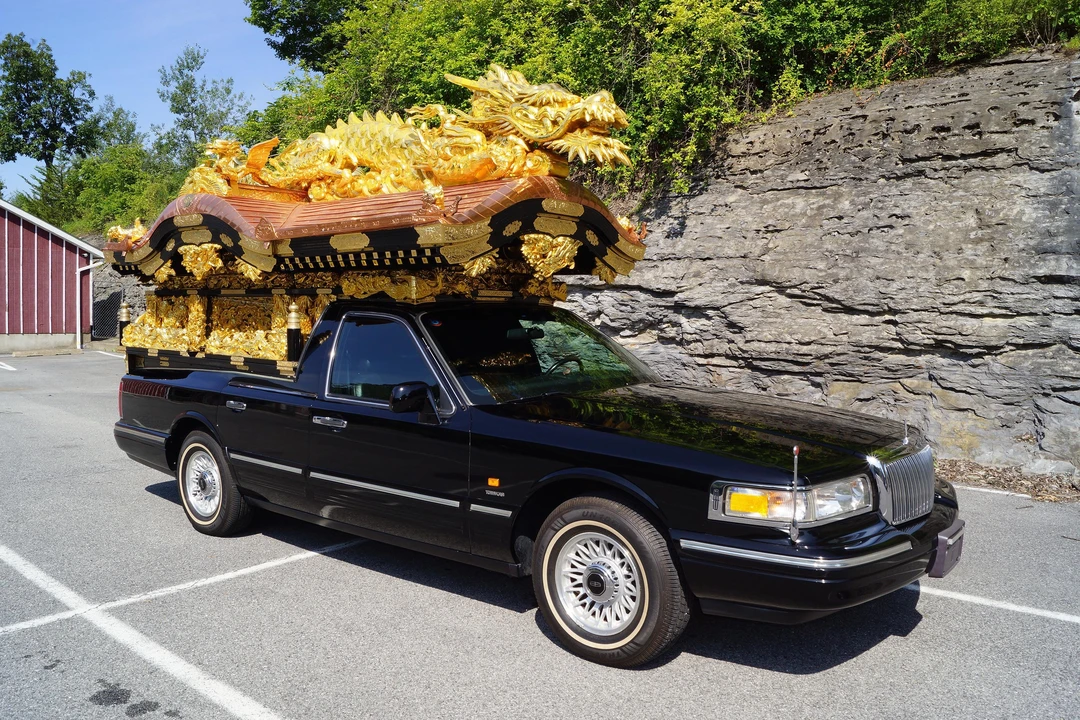 1997 Lincoln Town Car - Image 17 of 31