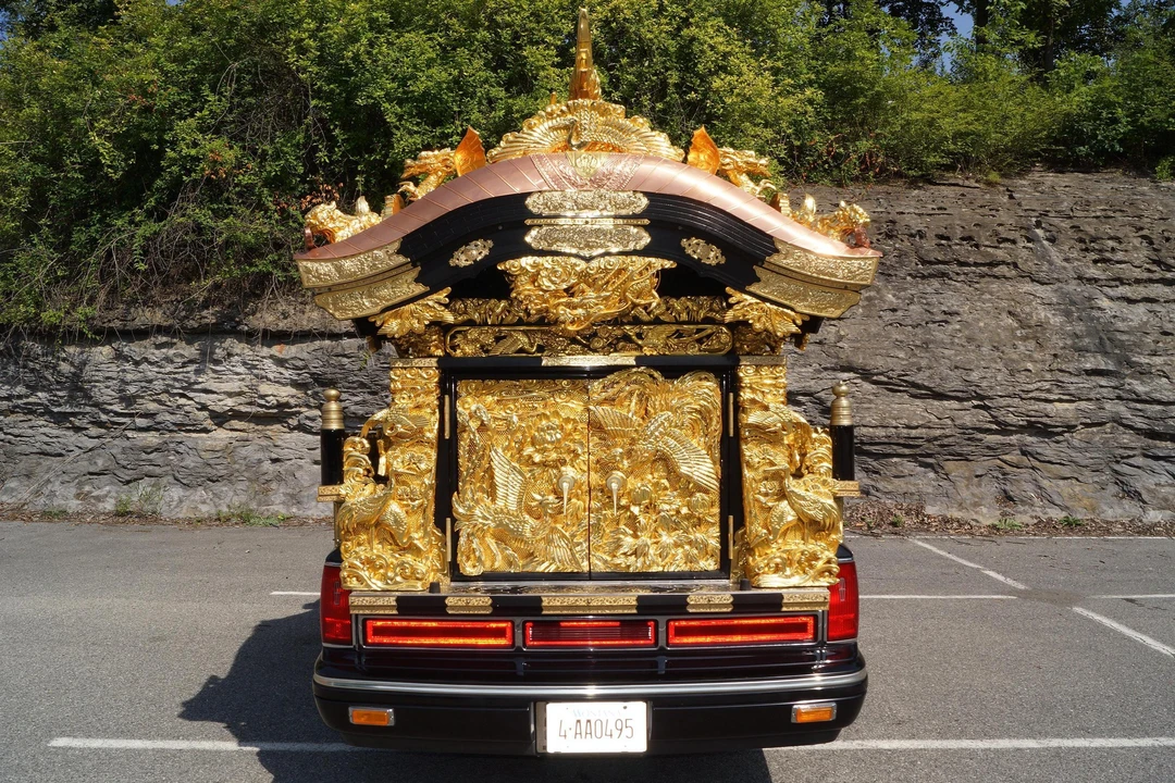 1997 Lincoln Town Car - Image 5 of 31