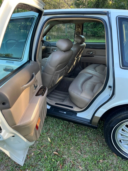1997 Lincoln Town Car - Image 8 of 20