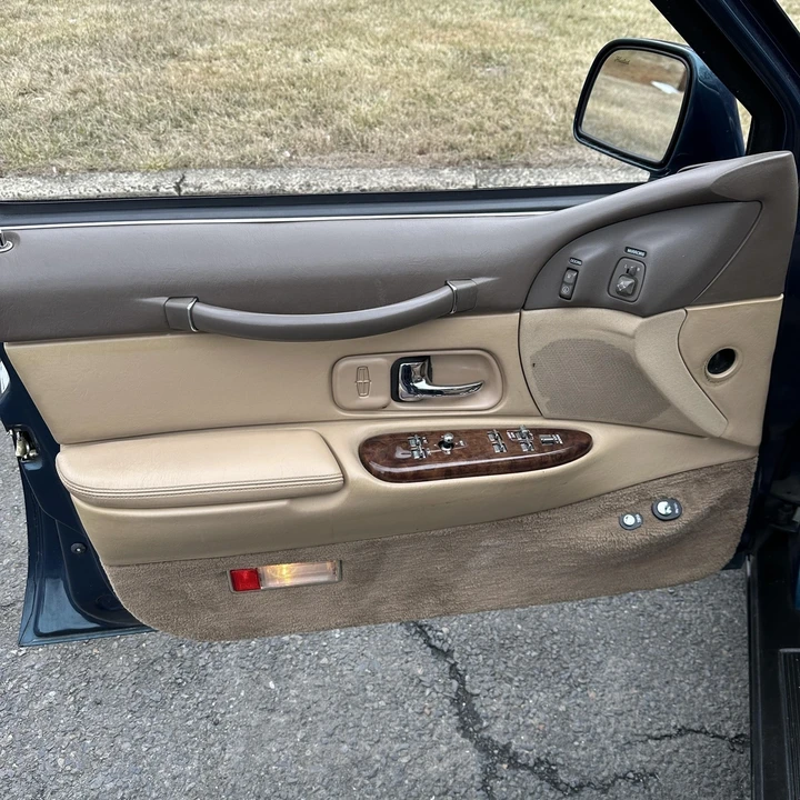 1997 Lincoln Town Car - Image 14 of 21