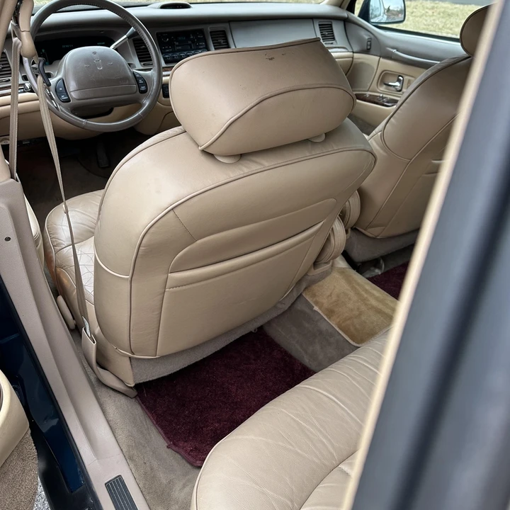 1997 Lincoln Town Car - Image 20 of 21