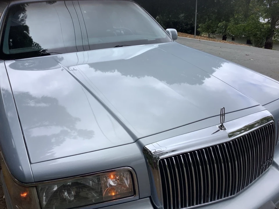 1997 Lincoln Town Car - Image 13 of 21