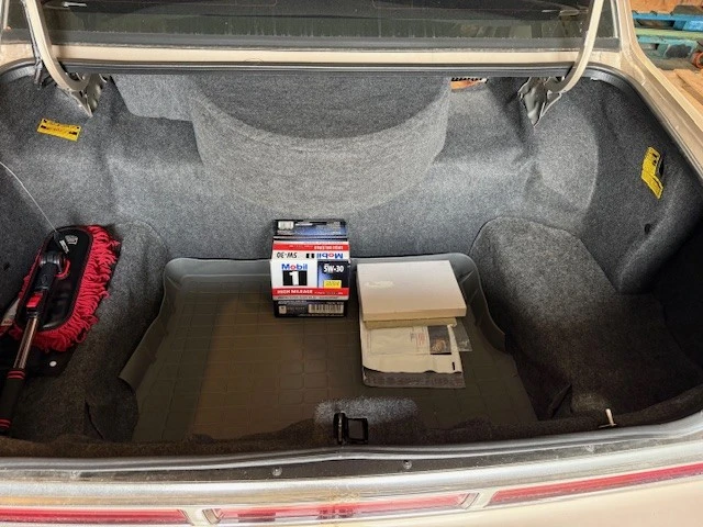 1997 Lincoln Town Car - Image 13 of 13