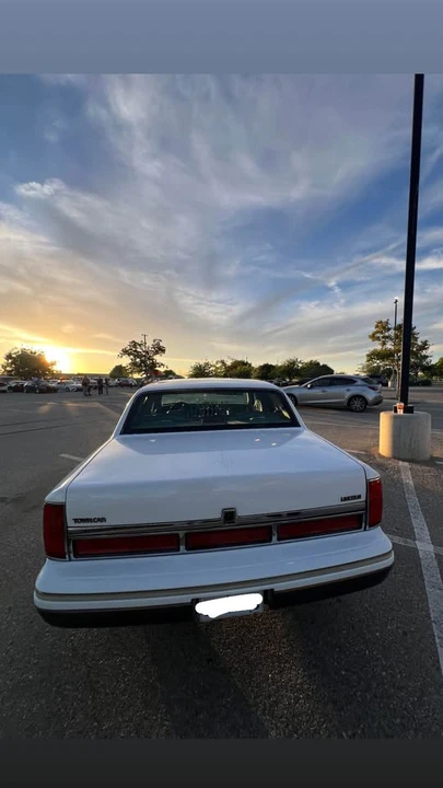 1997 Lincoln Town Car - Image 7 of 8