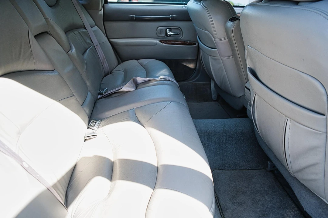 1997 Lincoln Town Car - Image 13 of 21