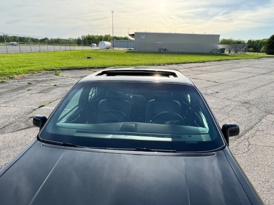 1997 Lincoln Town Car - Image 16 of 31