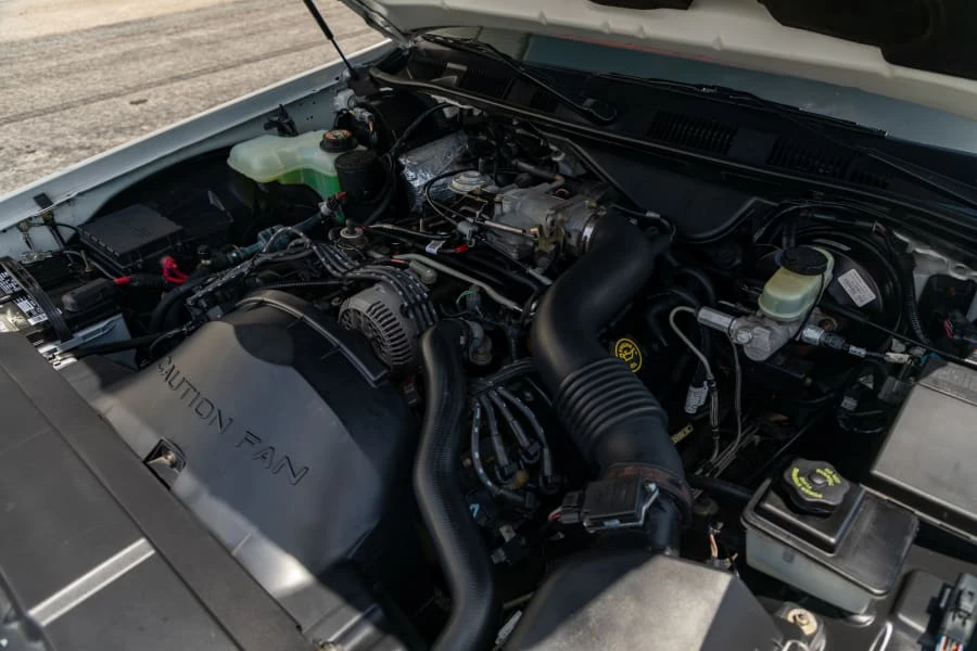 1997 Lincoln Town Car - Image 29 of 31