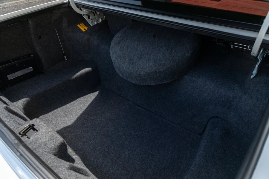 1997 Lincoln Town Car - Image 30 of 31