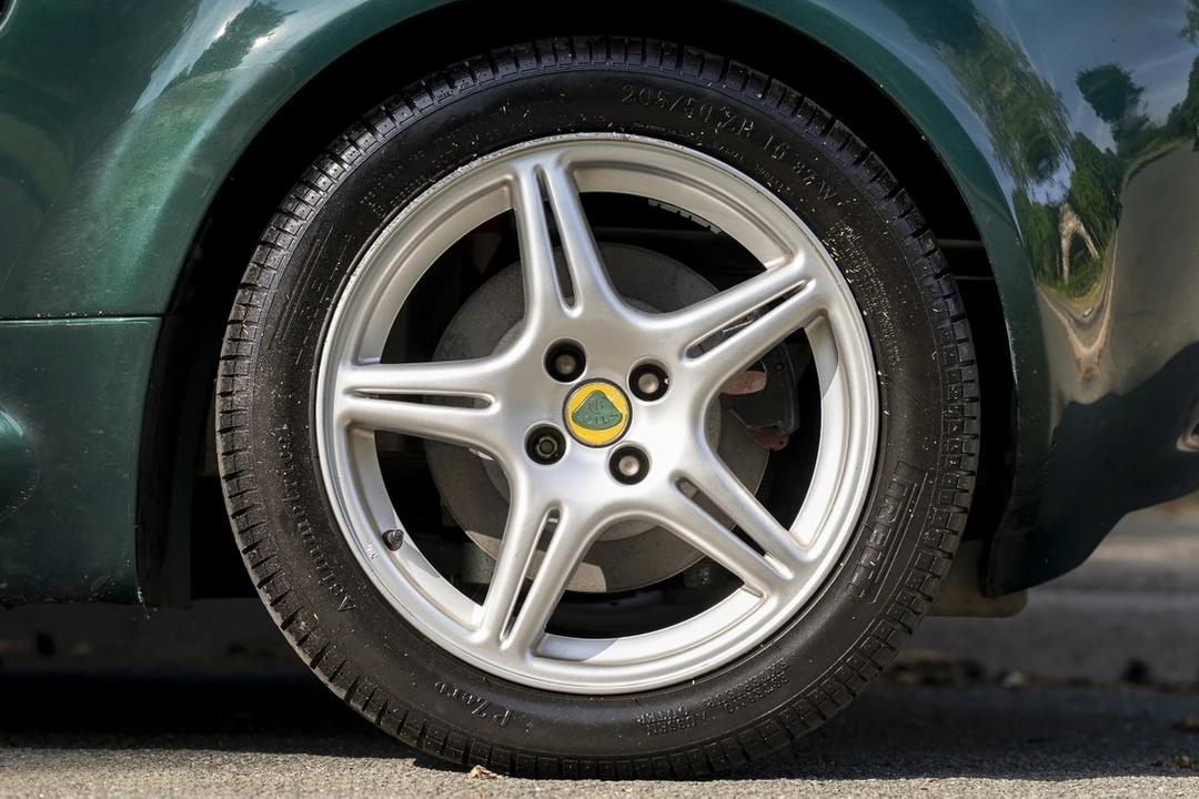 1997 Lotus Elise Series 1 - Image 17 of 30