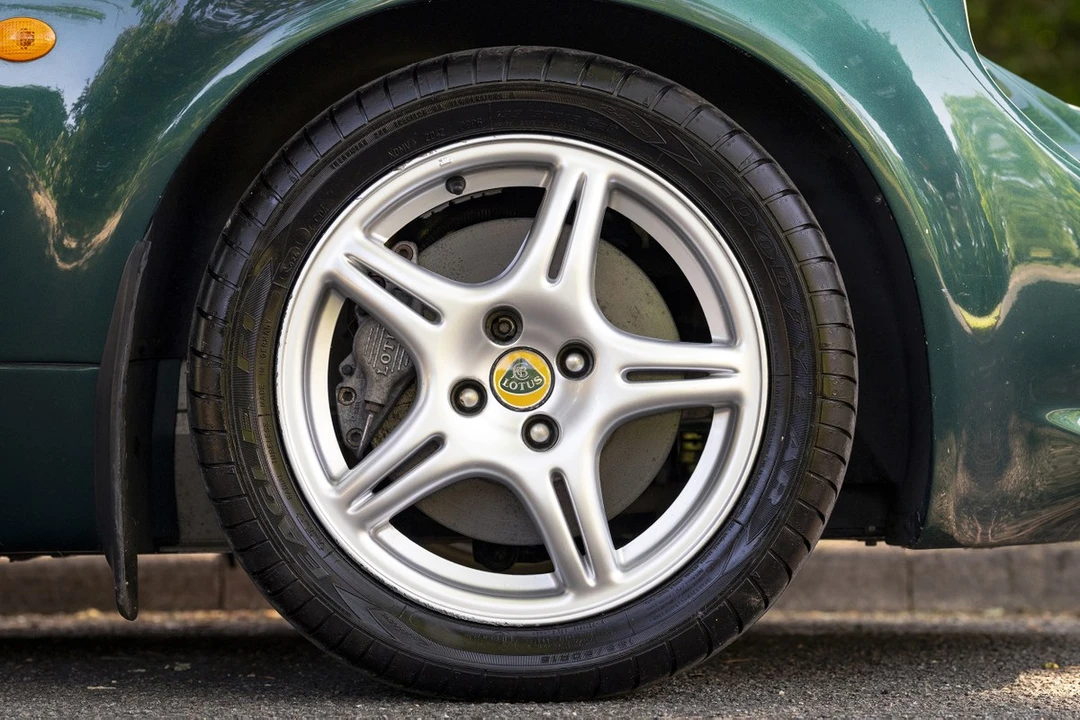 1997 Lotus Elise Series 1 - Image 18 of 30