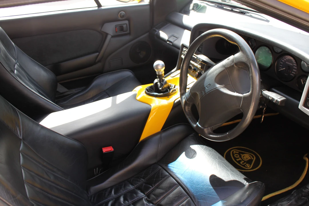 1997 Lotus Esprit Series 4 - Image 10 of 12