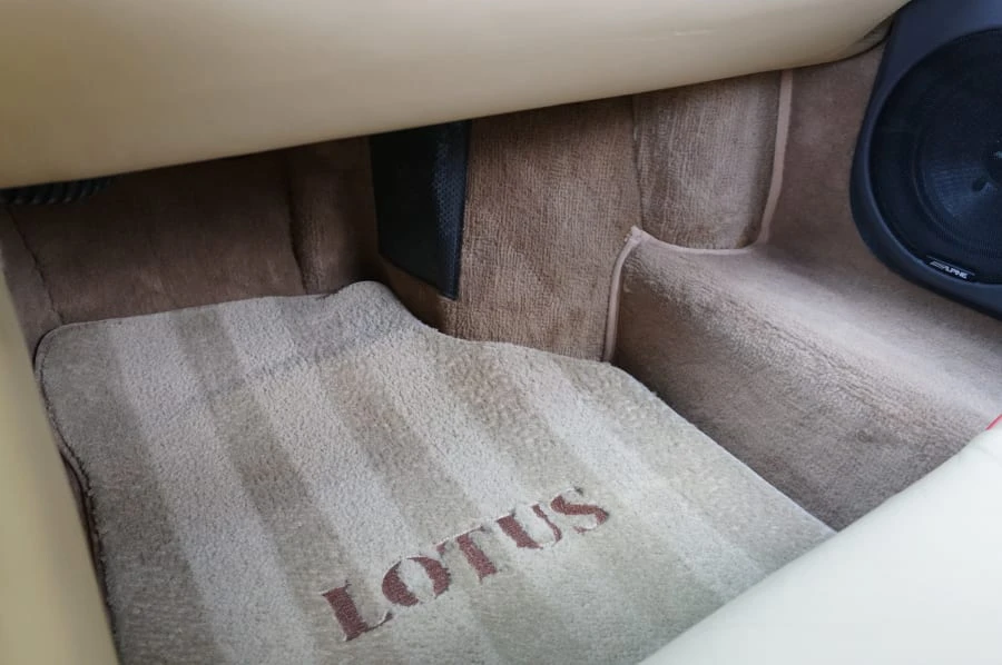 1997 Lotus Esprit Series 4 - Image 17 of 31