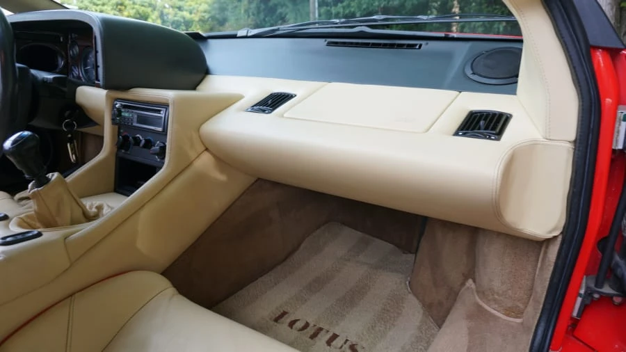 1997 Lotus Esprit Series 4 - Image 15 of 31
