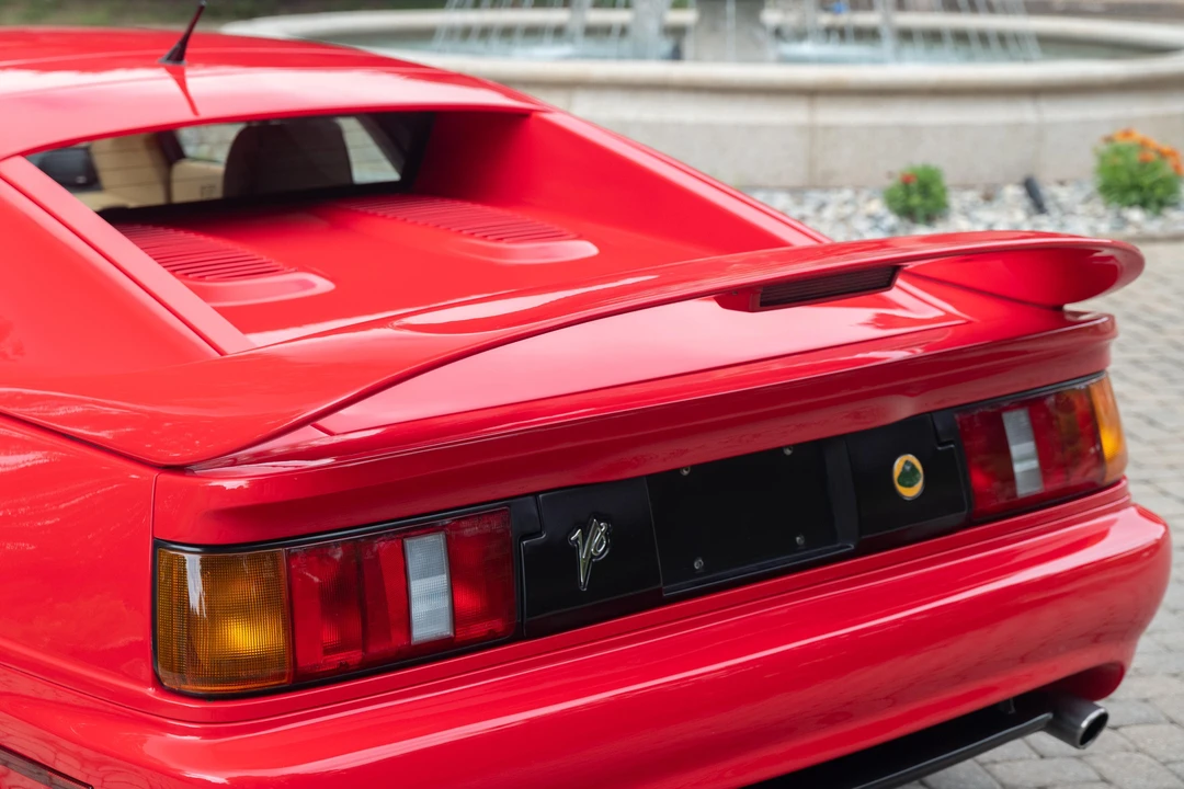 1997 Lotus Esprit Series 4 - Image 14 of 31