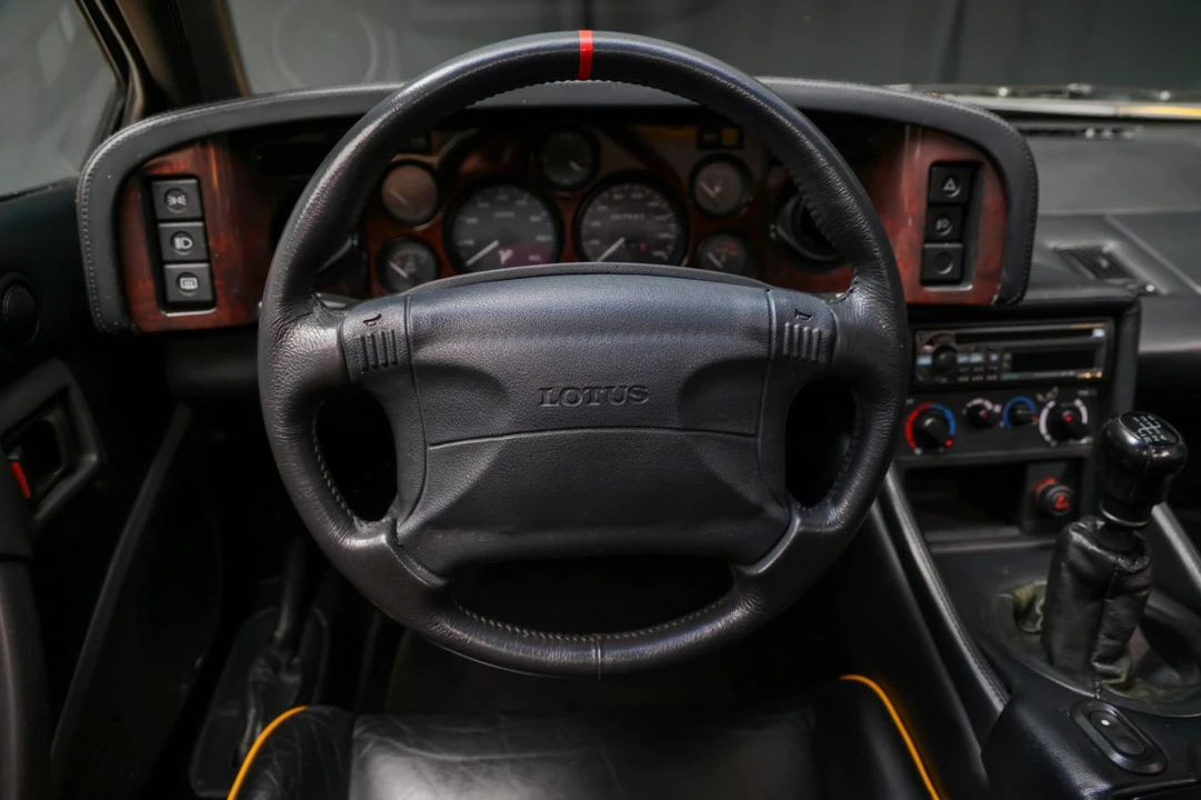 1997 Lotus Esprit Series 4 - Image 5 of 7
