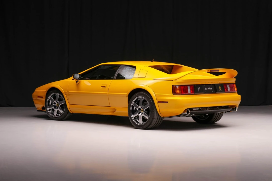 1997 Lotus Esprit Series 4 - Image 2 of 7