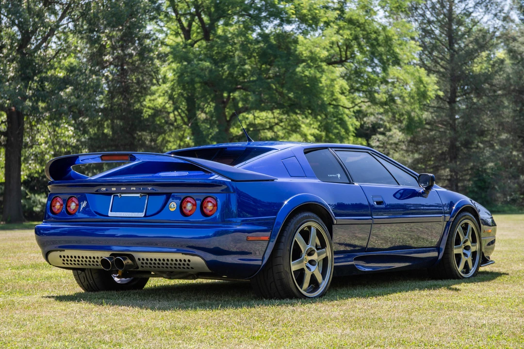 1997 Lotus Esprit Series 4 - Image 7 of 31