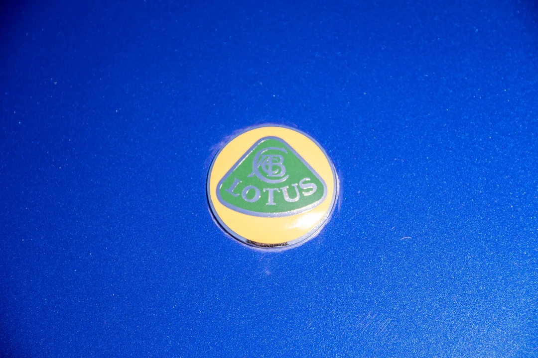 1997 Lotus Esprit Series 4 - Image 14 of 31