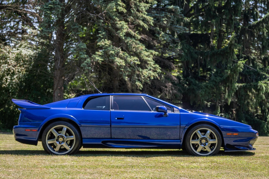 1997 Lotus Esprit Series 4 - Image 3 of 31