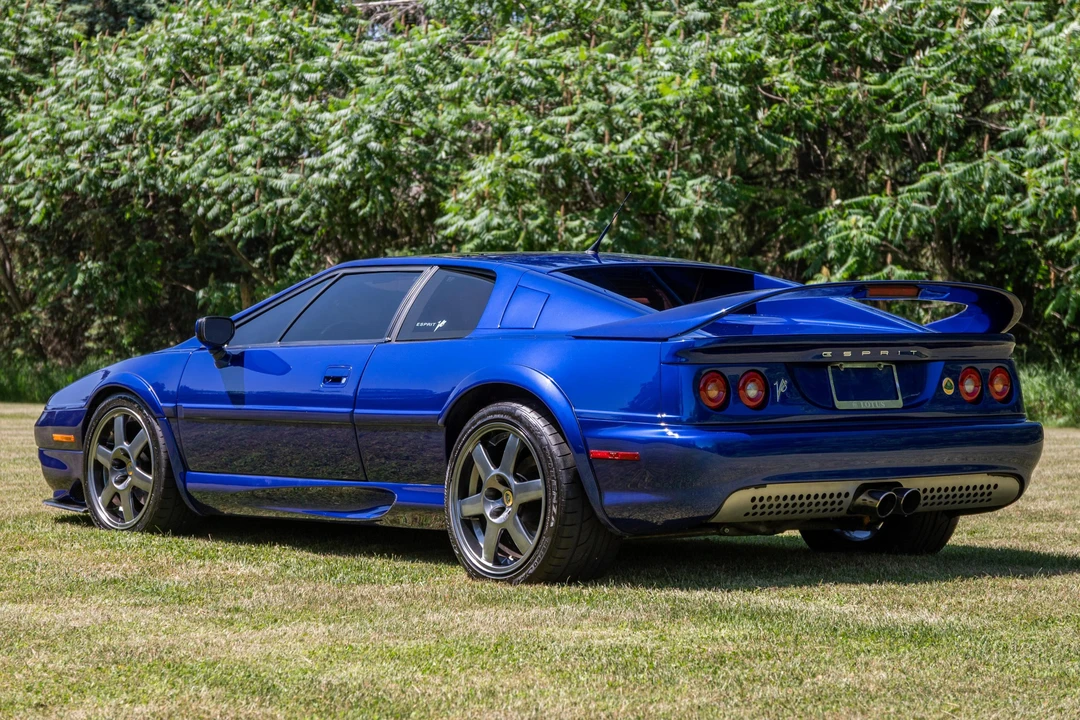 1997 Lotus Esprit Series 4 - Image 4 of 31