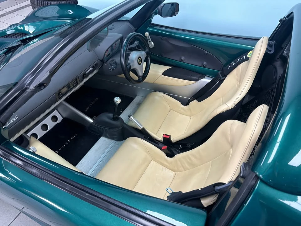1997 Lotus Elise - Image 13 of 18