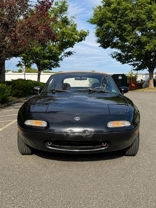 1997 Mazda NA MX-5 Miata - Image 2 of 10