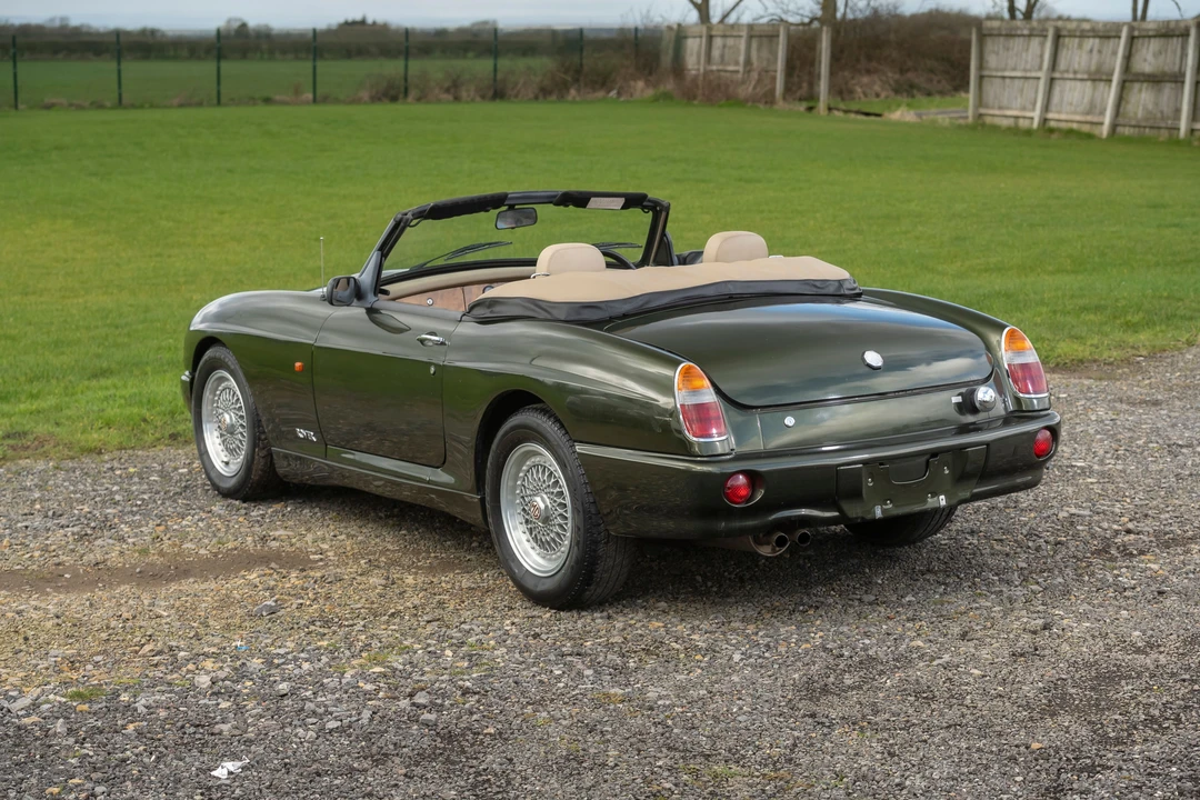 1997 MG RV8 - Image 18 of 31