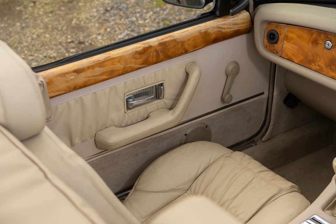 1997 MG RV8 - Image 10 of 31